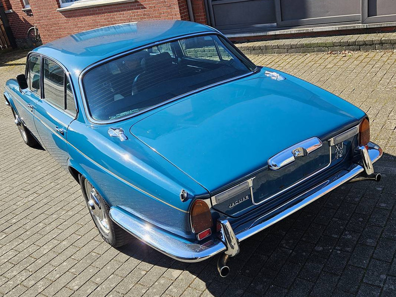 Jaguar XJ 4.2 Manual 4-Speed Overdrive - Sedan: billede 4 Jaguar XJ 4.2 Manual 4-Speed Overdrive - Sedan: billede 4