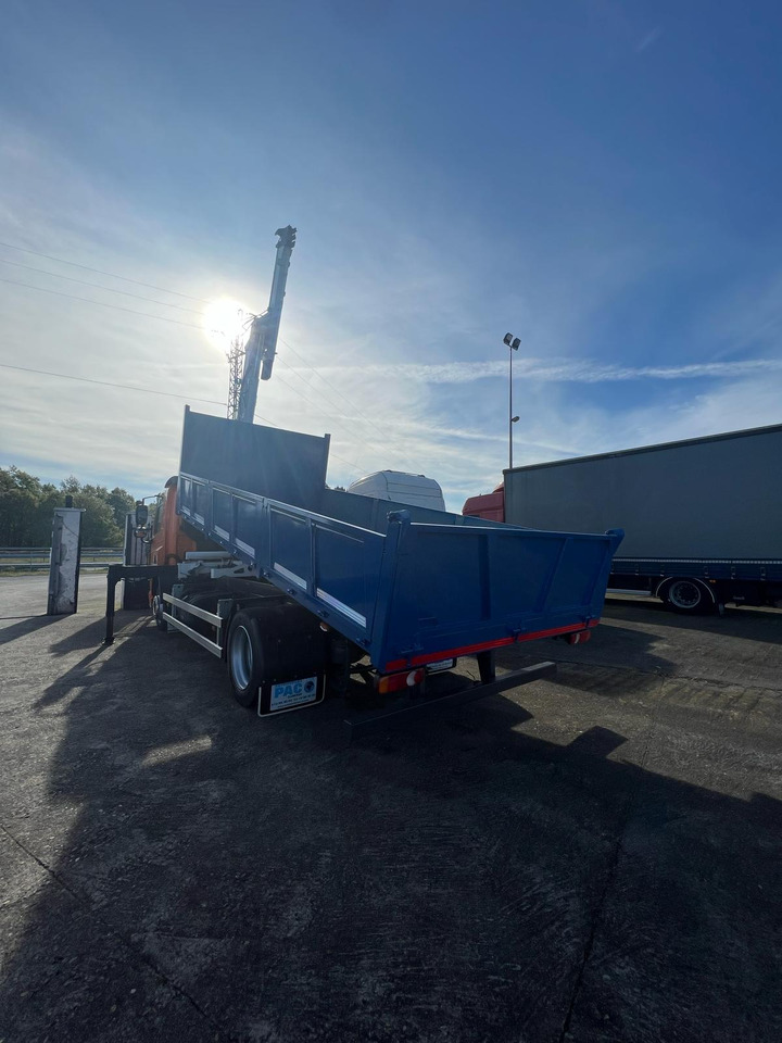CAMION GRUA Y CAJA BASCULANTE DAF 65.250 - Tipvogn lastbil, Lastbil med kran: billede 5 CAMION GRUA Y CAJA BASCULANTE DAF 65.250 - Tipvogn lastbil, Lastbil med kran: billede 5