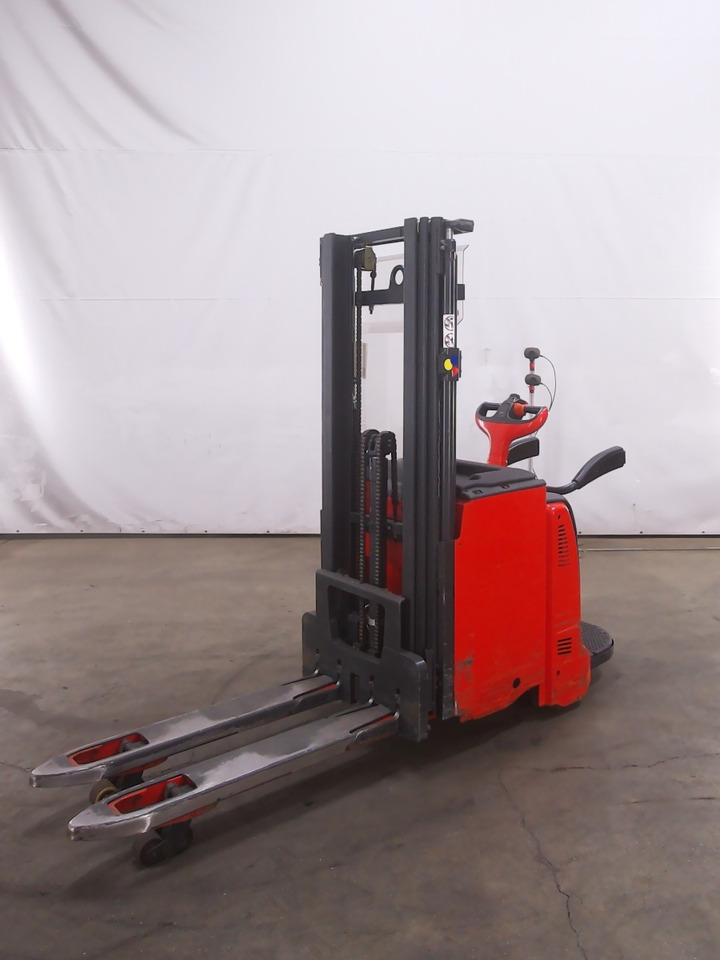 Linde D14AP - Stabler: billede 1 Linde D14AP - Stabler: billede 1