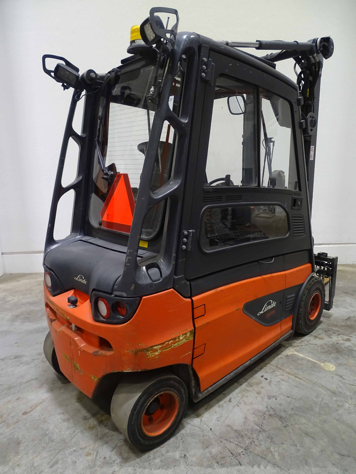 Linde E25L-01 - El gaffeltruck: billede 2 Linde E25L-01 - El gaffeltruck: billede 2