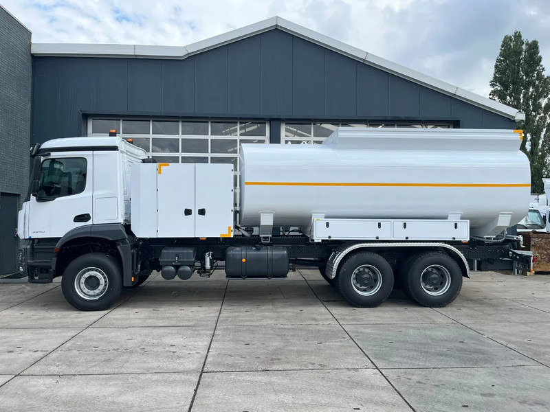 Mercedes-Benz Arocs 3340 6x4 Water Tank Truck - Tankbil: billede 2 Mercedes-Benz Arocs 3340 6x4 Water Tank Truck - Tankbil: billede 2