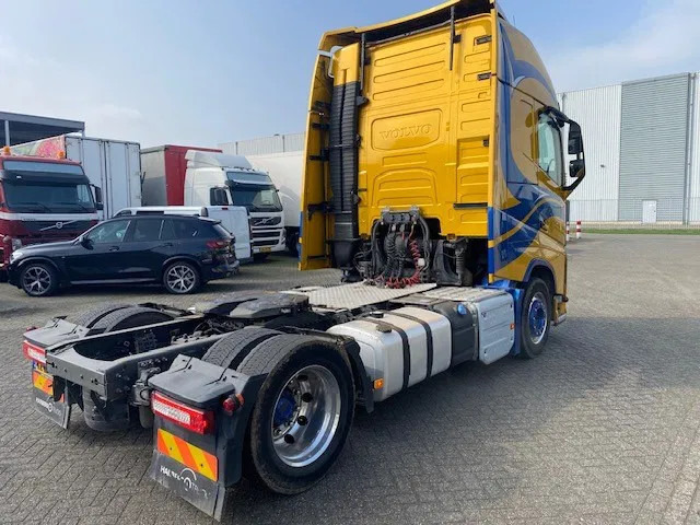 Volvo FH 13.460 low deck trekker, XL cabine, euro 6 , showstaat - Trækker: billede 4 Volvo FH 13.460 low deck trekker, XL cabine, euro 6 , showstaat - Trækker: billede 4