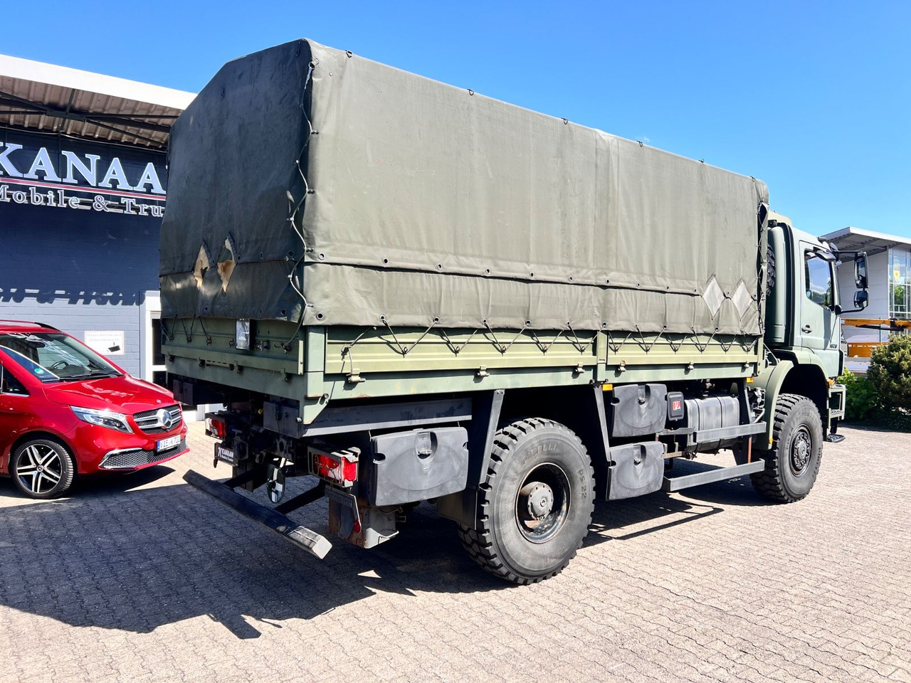 Mercedes-Benz 1829 A Axor 4x4 EX- 31 TKM Camper Expedi - Lastbil med presenning: billede 3 Mercedes-Benz 1829 A Axor 4x4 EX- 31 TKM Camper Expedi - Lastbil med presenning: billede 3