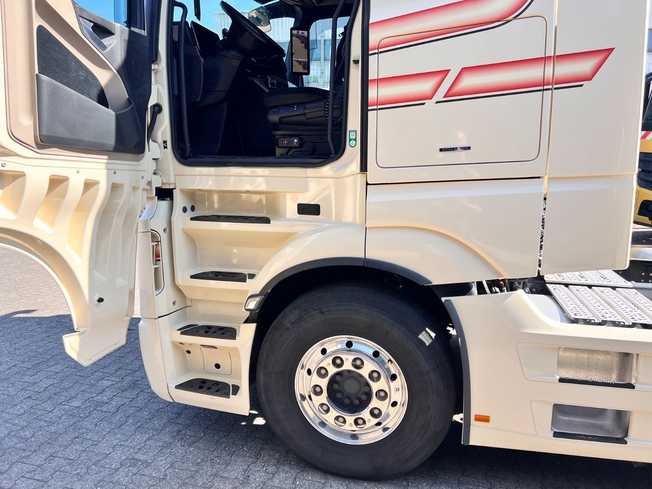 Mercedes-Benz 1848 LS Actros 5 GigaSpace - Trækker: billede 5 Mercedes-Benz 1848 LS Actros 5 GigaSpace - Trækker: billede 5